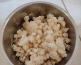 A picture of step 4 of Dry Fruit Gond Laddu.