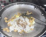 Foto langkah ke 2 dari resep Nasi Goreng Telur Sosis.