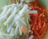 Foto langkah ke 3 dari resep Salad Timun Wortel.
