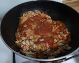 รูปขั้นตอนการทำที่ 3 ของ สปาเก็ตตี้หมูซอสมะเขือเทศ