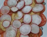 Foto del paso 3 de la receta: Ensalada tomate, rabanitos y zucchini