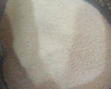 A picture of step 1 of Rava upma.