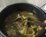 A picture of step 5 of Green Mustard In Salted Fish With Pork Rib Soup.