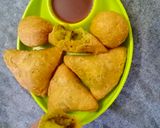 સમોસા (Samosa recipe in Gujarati) રેસીપી સ્ટેપ2ફોટો