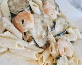Une image de l'étape 5 de Pennes aux courgettes et crevettes à la crème.