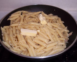 Foto del paso 9 de la receta: Macarrones con atún y salsa cayenne