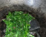 Foto langkah ke 5 dari resep Tumis Daun Katuk.