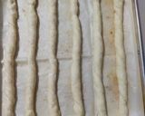 Foto langkah ke 4 dari resep Sourdough Bread Sticks.