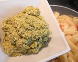 Une image de l'étape 6 de Pasta Scampis et Pesto de Pistaches.