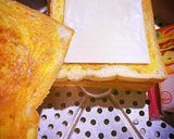 Foto langkah ke 3 dari resep Roti Tawar Ala Roti Boy Isi Keju Leleh AKA Melted Cheese Coffee Toast Airfryer.