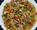A picture of step 5 of Ragada Patties.