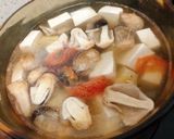Hình bước làm 3 của món Canh Chua Nấu Chay