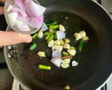 A picture of step 5 of Methi Matar Malai (New Version).