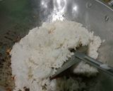 Foto langkah ke 3 dari resep Nasi Goreng Chilli Oil.