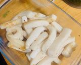 A picture of step 1 of Sauté Spinach and Calamari.