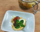 Foto del passaggio 5 della ricetta Ciliegine di mozzarella al profumo di erbe aromatiche