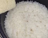 Foto langkah ke 1 dari resep Tips Mengurangi air pada nasi yang dimasak kelembekan.