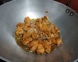 घोसाळ्याची भजी (Ghosalyachi Bhajji Recipe In Marathi) रेसिपी स्टेप 3 फोटो