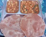 A picture of step 11 of Chole -puri.