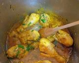 Foto del paso 14 de la receta: Muslos de pollo al curry madrás con azafrán infusionado