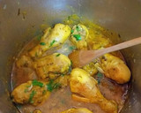 Foto del paso 14 de la receta: Muslos de pollo al curry madrás con azafrán infusionado