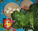 Foto del paso 1 de la receta: Ensalada de espinacas con tocino