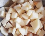 A picture of step 2 of Aloo methi.