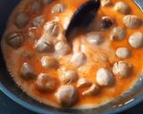 Foto langkah ke 4 dari resep Sup Creamy Bakso Pedas ala Rianti Kitchen.