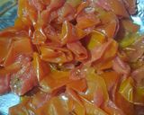A picture of step 4 of Tomatoes chilli garlic sauce.
