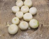 Foto del paso 1 de la receta Ternera al horno (roast beef) con chalotas y patatas asadas