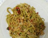 Foto langkah ke 7 dari resep Mie Sawi bergizi dan enak.