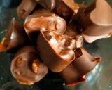 A picture of step 2 of Roasted Almonds Chocolate.