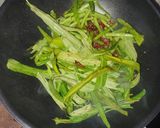 Foto langkah ke 5 dari resep Tumis Kangkung.