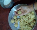 A picture of step 6 of Rava Ladoo.