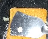 A picture of step 6 of Pudla Sandwich.