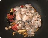 Foto langkah ke 2 dari resep Seafood saos asam manis.