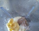 A picture of step 4 of Ragi Banana Almond Milkshake.