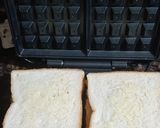 A picture of step 6 of Waffle masala sandwich.