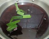 Foto langkah ke 2 dari resep Bubur Ketan Hitam.
