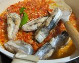 Foto langkah ke 3 dari resep Ikan Caroang Cabai Merah.