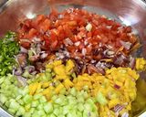 Foto del paso 3 de la receta: Ceviche de Camarón y Pescado a la Sonorense
