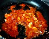 A picture of step 2 of Tandoori Egg Tikka Masala.