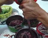 Hình bước làm 3 của món Dồi tiết lợn