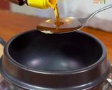A picture of step 4 of Korean Dakgaejang.