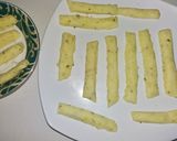 Foto langkah ke 3 dari resep Cheesy fries (stick kentang keju).
