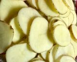 Foto del paso 4 de la receta: Rollers rellenos, con papas 🥔 rústicas