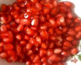 A picture of step 2 of Strawberry pomegranate mocktail.