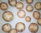 Фото кроку 2 до Грибы очень вкусный рецепт. закуска разлетается на ура.
