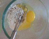 A picture of step 1 of Egg roll.