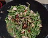 Foto langkah ke 3 dari resep Tumis Buncis dan Ayam.
